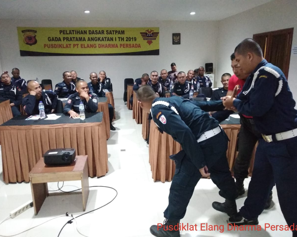 Briefing Personel Keamanan - PT EDP